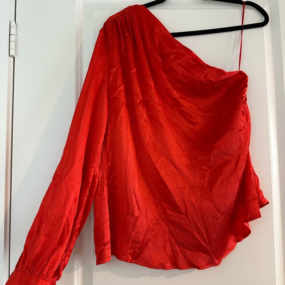 Mazik Red One-Shoulder Satin-Look Top